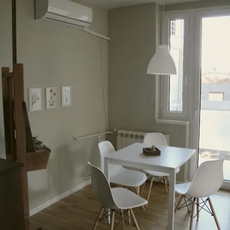Sunny Center Appartement *
